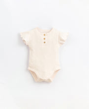 Load image into Gallery viewer, Play Up - Organic Flutter Sleeve Bodysuit - Essence