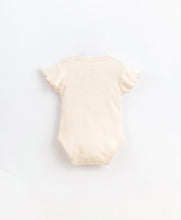 Load image into Gallery viewer, Play Up - Organic Flutter Sleeve Bodysuit - Essence