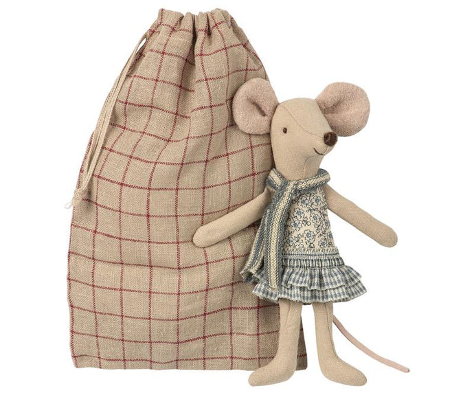 Maileg - Winter Mouse - Big Sister with Scarf & Bag