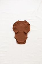 Load image into Gallery viewer, Fin &amp; Vince - Organic Ribbed Longsleeve Onesie - Hazelnut