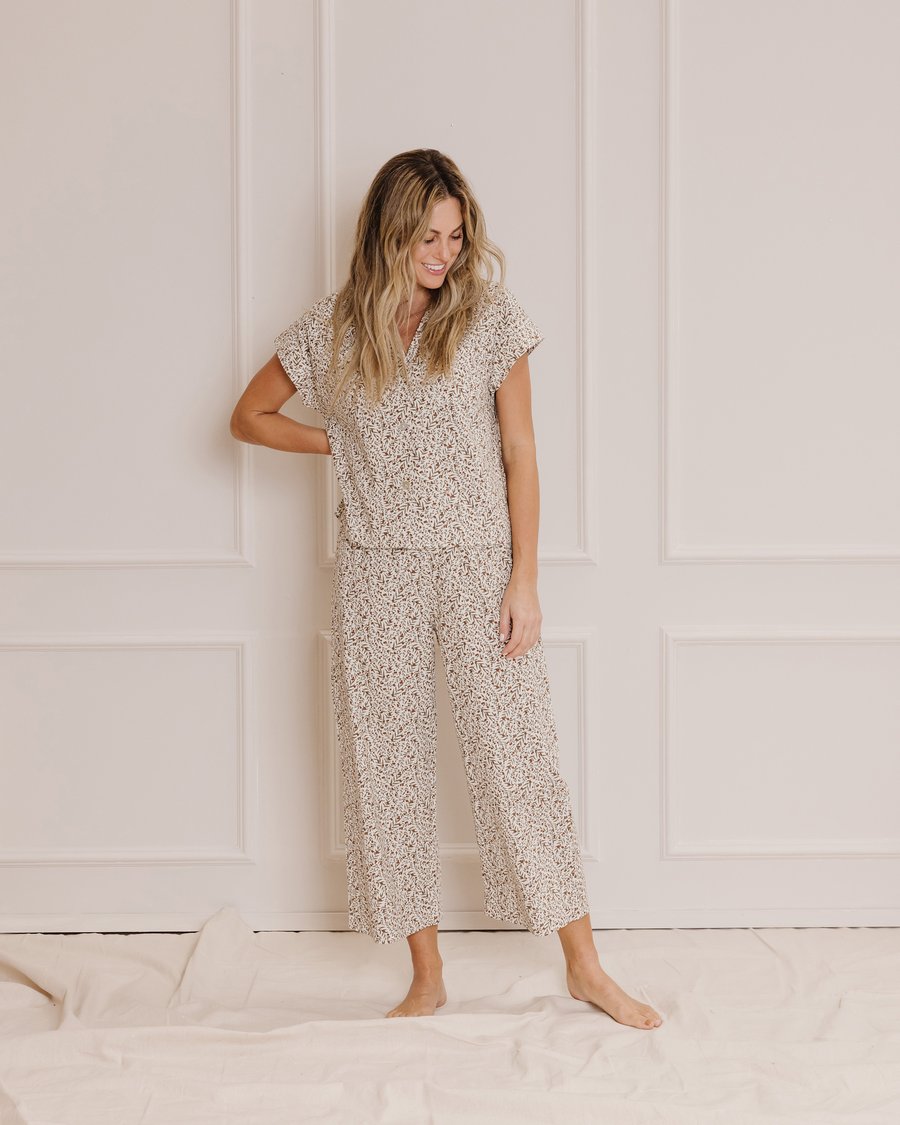 Rylee + Cru - Women's Organic Holly Vines Cropped Pajama Set - Natural