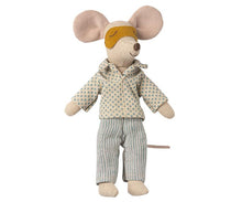 Load image into Gallery viewer, Maileg - Pajamas for Dad Mouse