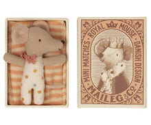 Load image into Gallery viewer, Maileg - Baby Mouse Sleepy Wakey in Matchbox - Girl