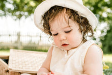 Load image into Gallery viewer, Fin &amp; Vince - Organic Cotton Sunhat - Natural Eyelet